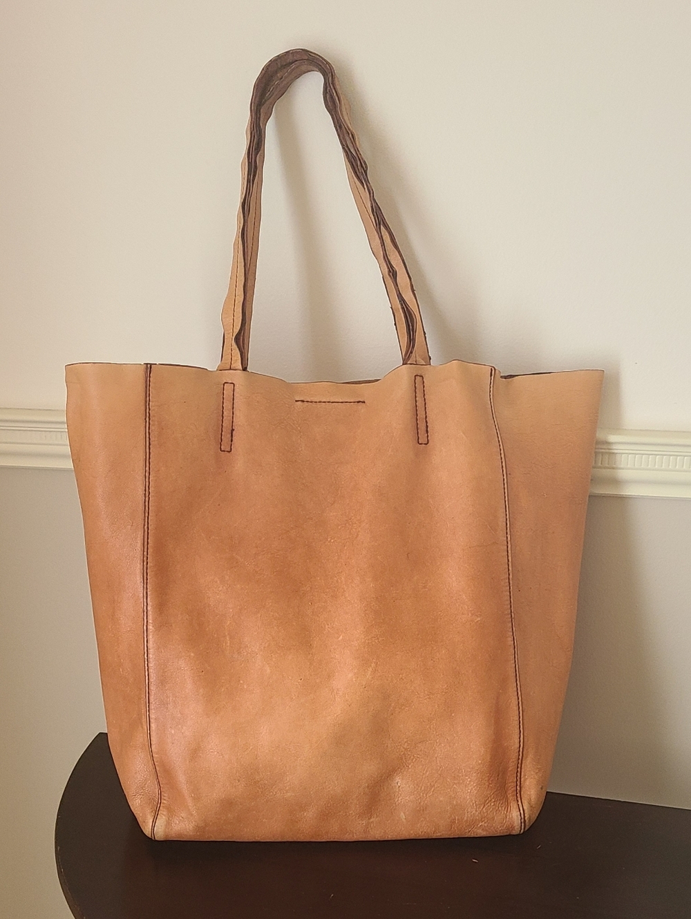 Banana Republic Leather Tote in Tan
